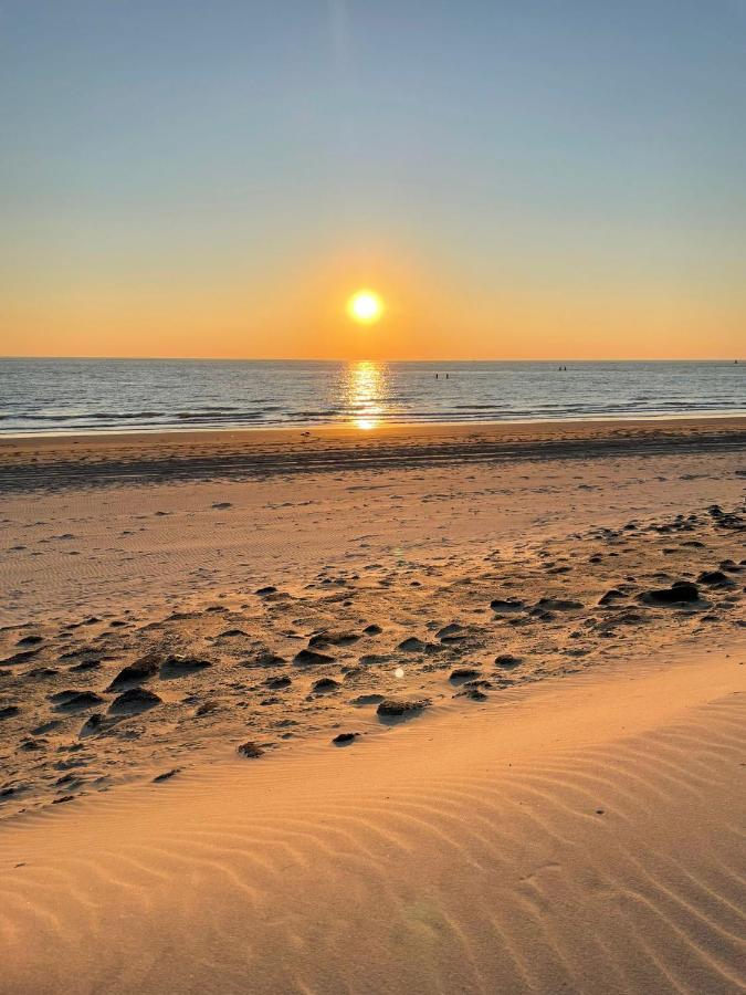 Vakantiewoning 100M Van Het Strand Met 1 Slaapkamer Westkapelle Zewnętrze zdjęcie